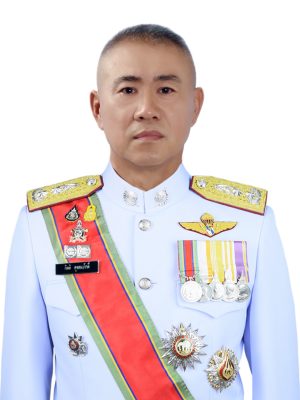 1.พล.ต.ต.กิตติ สุขสมภักดิ์ พบ1.สายแดง